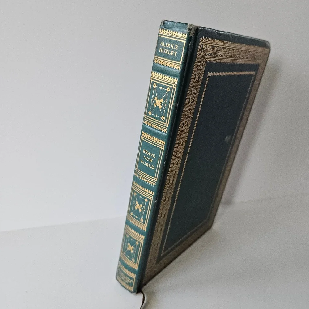 1946 Brave New World by Aldous Huxley International Collectors Edition HC Book